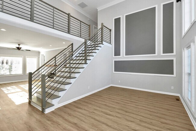 Building Photo - Spacious Estate in Harrisburg for Lease!