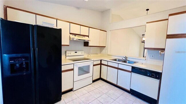 Foto del edificio - 2531 King Oak Cir