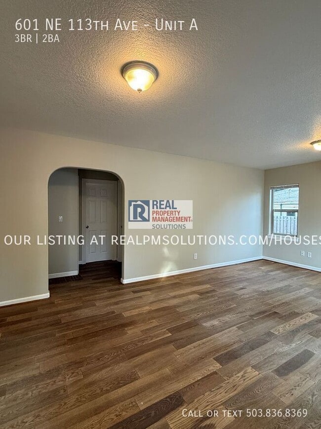 Building Photo - 601 NE 113th Ave