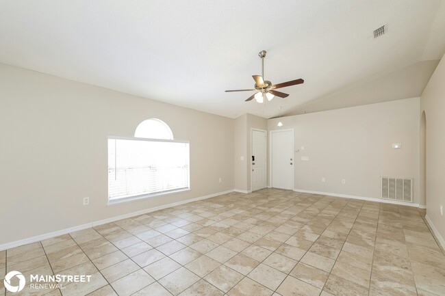 Foto del edificio - 7662 Harbor Bend Cir