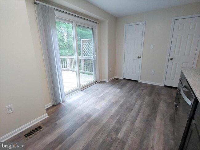 Building Photo - 1619 Howard Chapel Ct