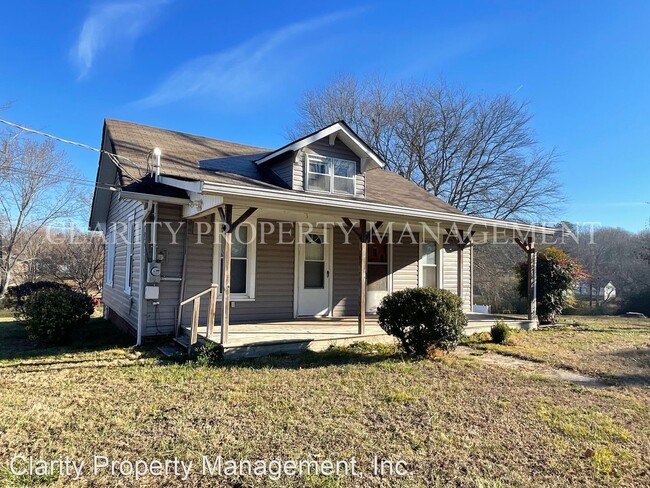 Building Photo - 2 br, 1 bath House - 1519 14th Street SE