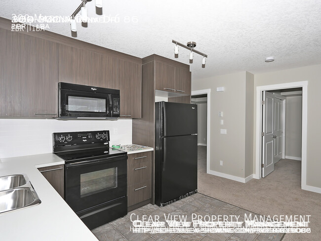 Photo du bâtiment - Chestermere Station 2 bedroom, 2nd floor c...