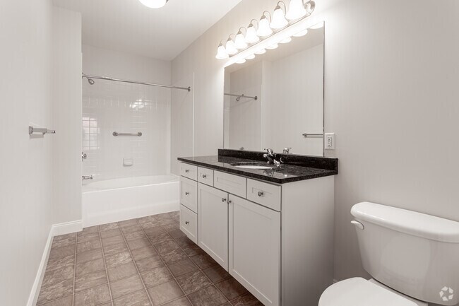 2BR, 2BA - The Commons at Boston Road