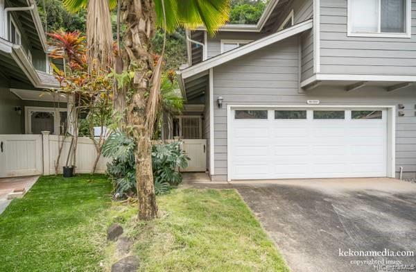 Primary Photo - 95-1337-1337 Wikao St