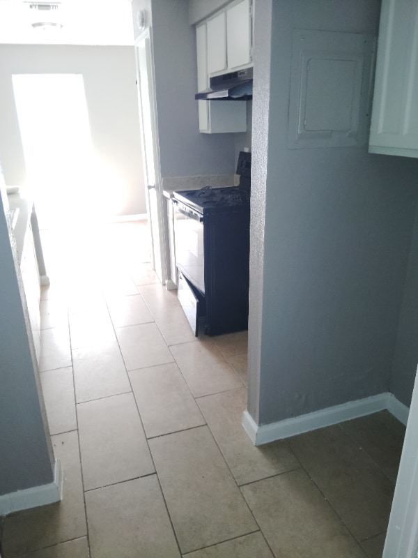 Foto del edificio - 10110 Forum Park Dr