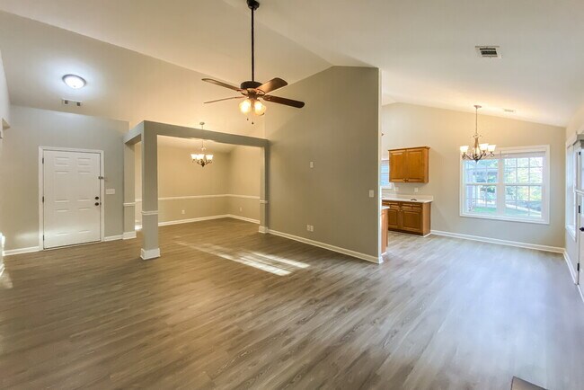 Building Photo - 6697 Biscayne