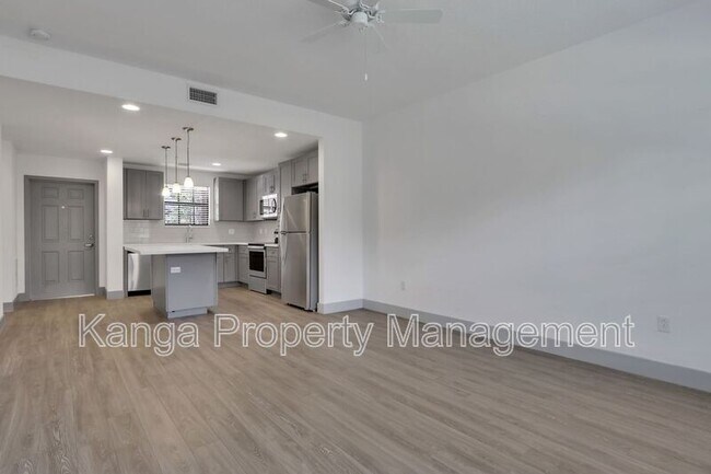 Photo - 630 NE 14th Ct Apartment