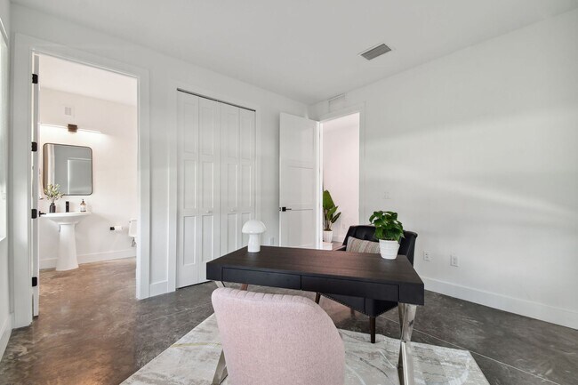Foto del edificio - 2726 5th Ave S
