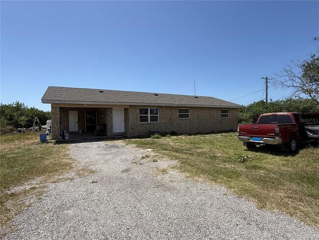 Foto del edificio - 2122 Gulf City Rd