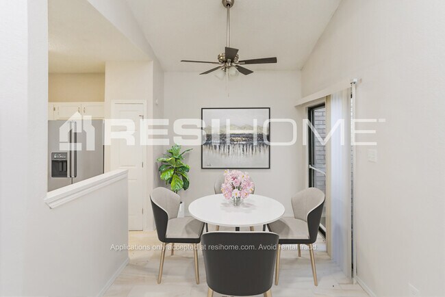 Foto del edificio - 1117 Southpointe Drive