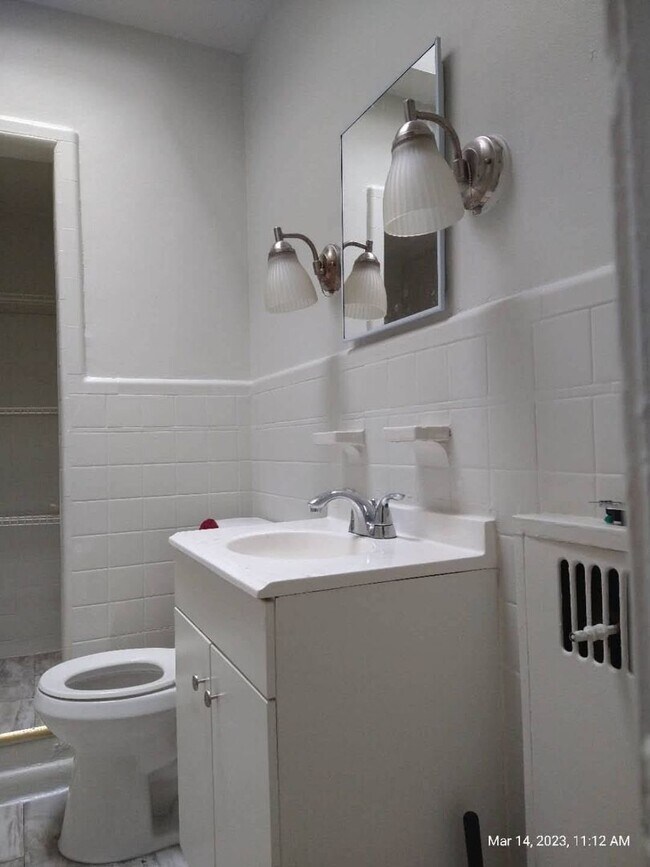 Foto del edificio - 3 bedroom 1 bath house available in West P...