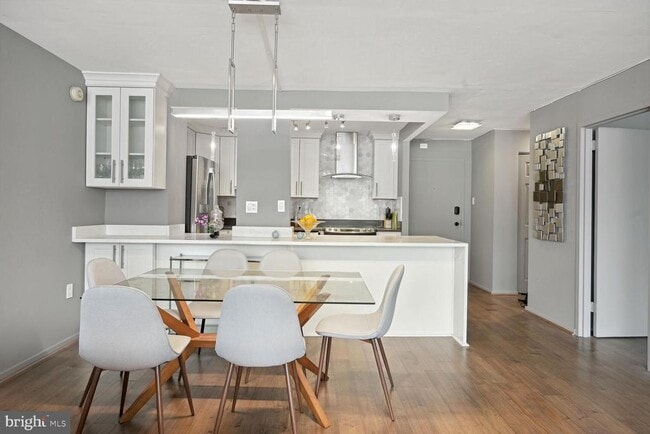 Foto del edificio - 1325 18th St NW
