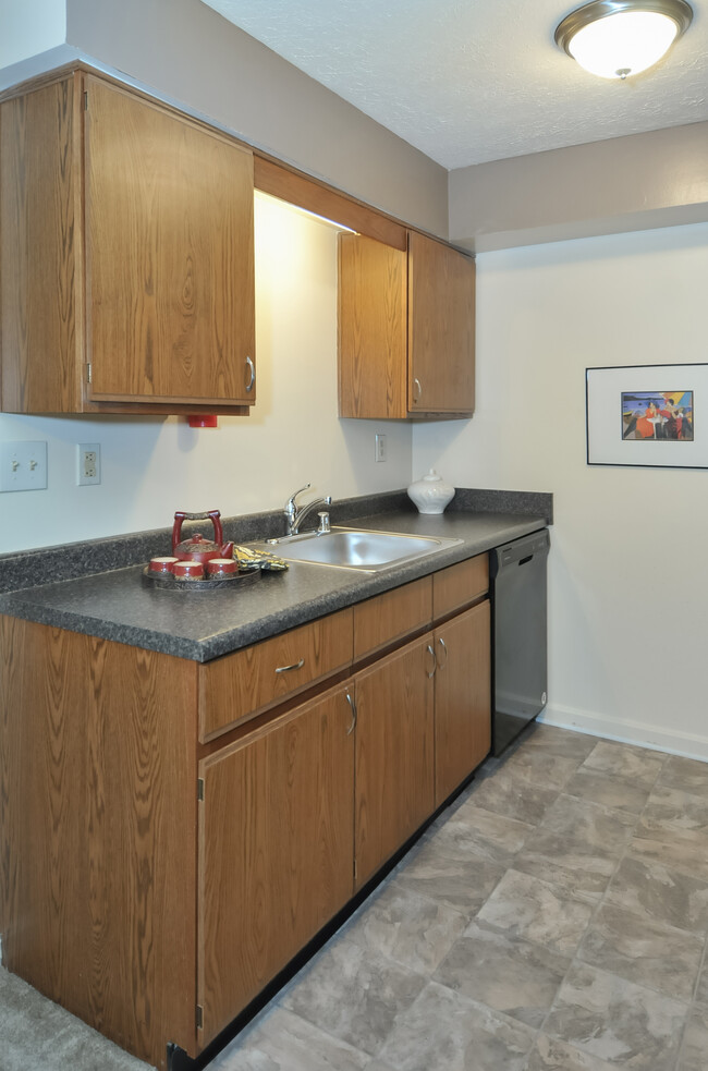 1 HAB - cocina - Breckinridge Park Apartments