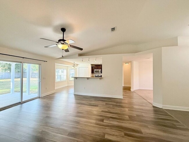 Building Photo - 3825 Runner Stone Dr