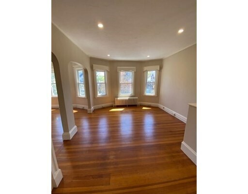 Foto del edificio - 46 Houston Ave