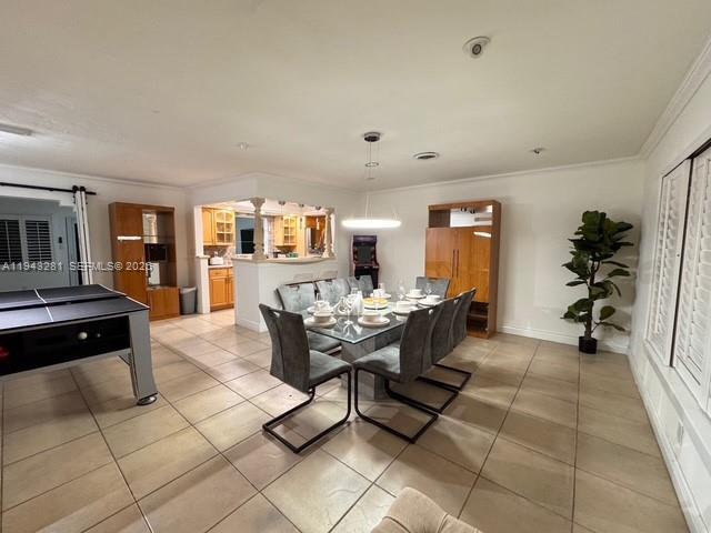 Foto del edificio - 2101 NE 25th St