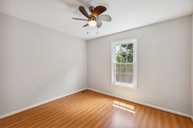Foto del edificio - 3829 Ogilvie Ct
