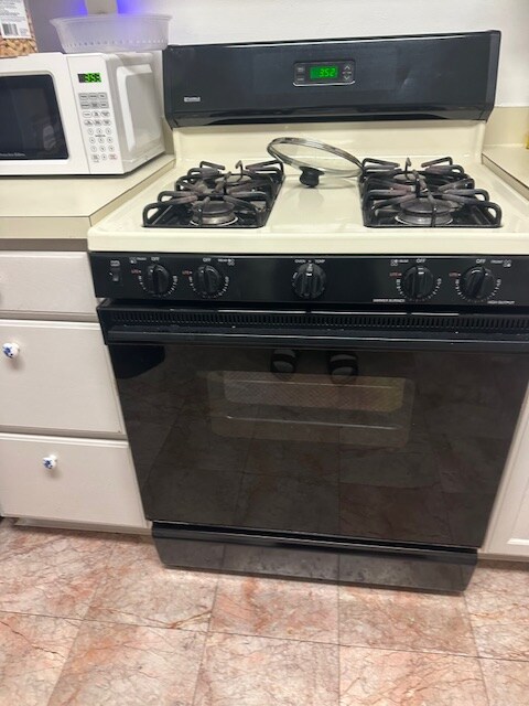 Foto del edificio - 2706 Grange Ct