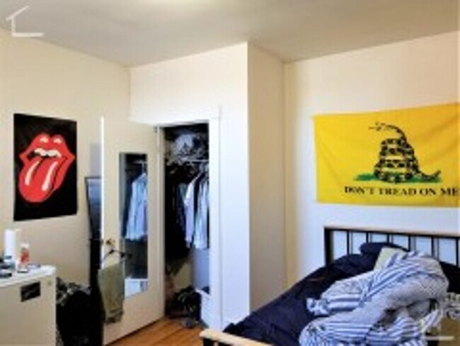 Foto del edificio - Renovated Allston / BU West Campus 4 Bed in Packard's Corner for September 1, 2026