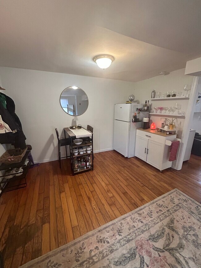 Building Photo - 53 Cooper Ave