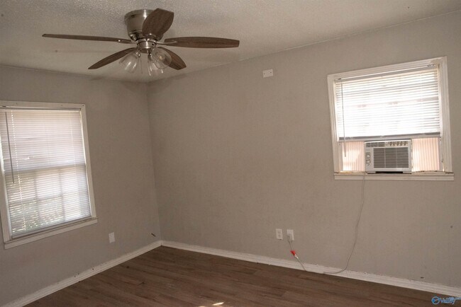 Foto del edificio - 3225 Clopton St SW