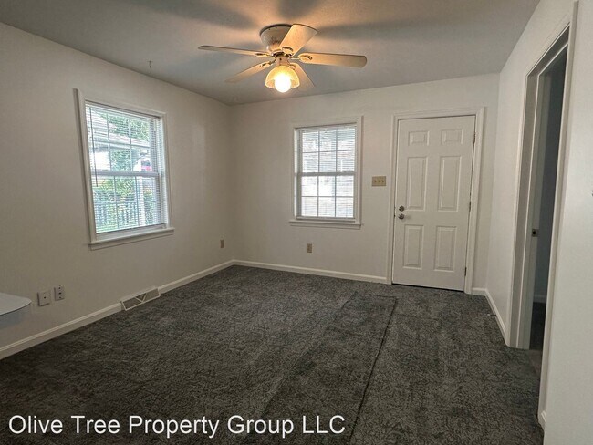 Building Photo - 2 br, 1 bath House - 109 E Pall Mall STreet