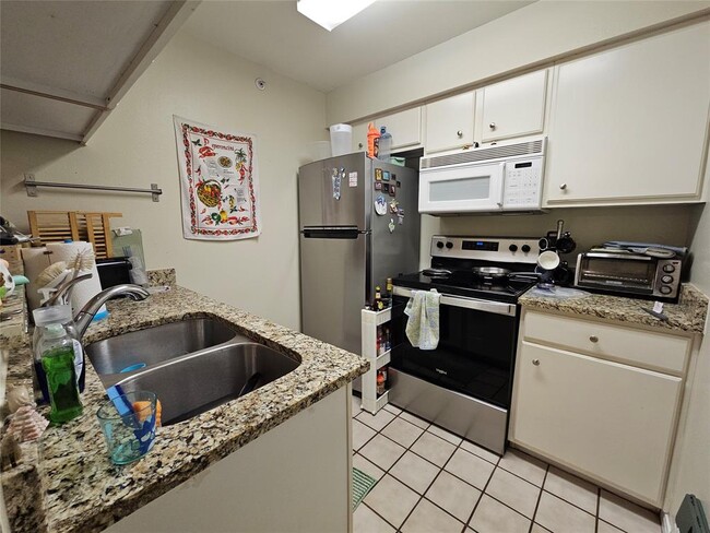 Foto del edificio - 501 W 26th St