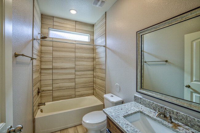 Building Photo - 11491 Summer Dr