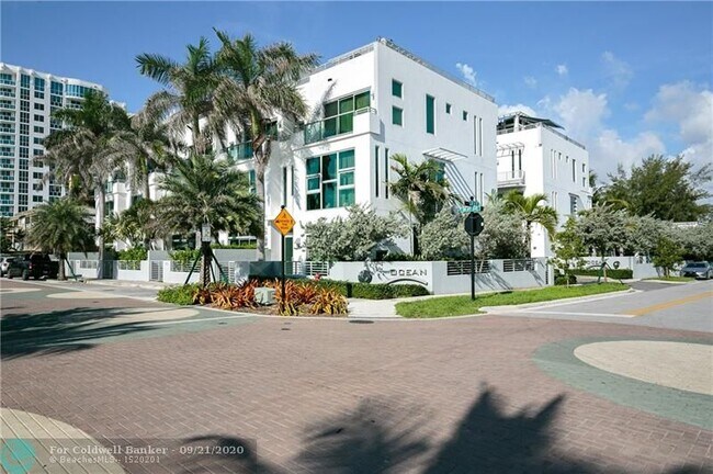 Foto del edificio - 3406 SE 6th St