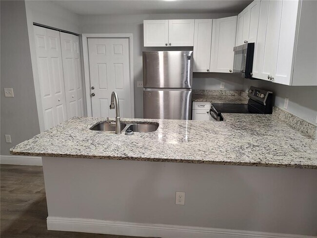 Foto del edificio - 8307 N 11th St
