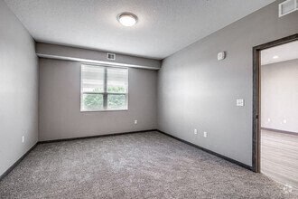 Foto del edificio - Golden Aspen Flats