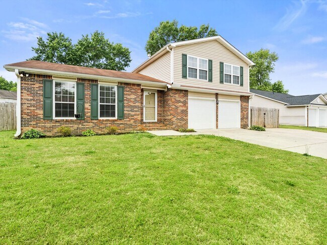 Building Photo - Fantastic Location in Madison City!