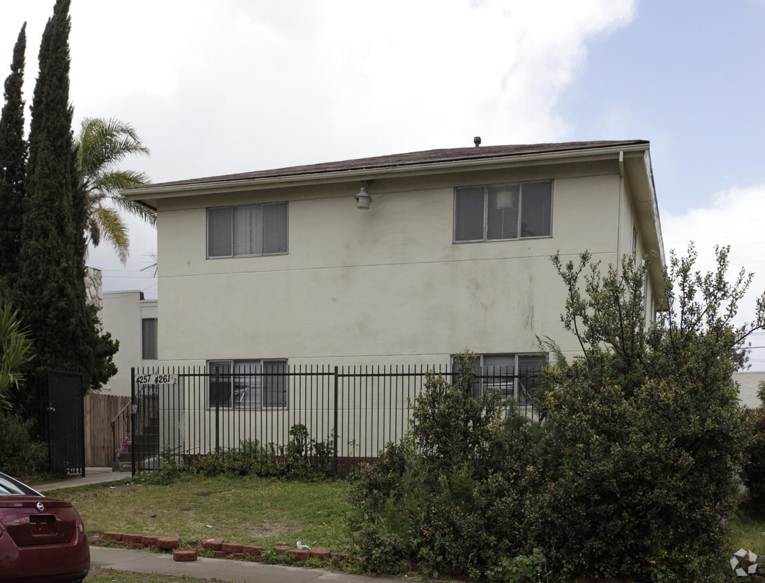 Primary Photo - 4257-4261 Estrella Ave