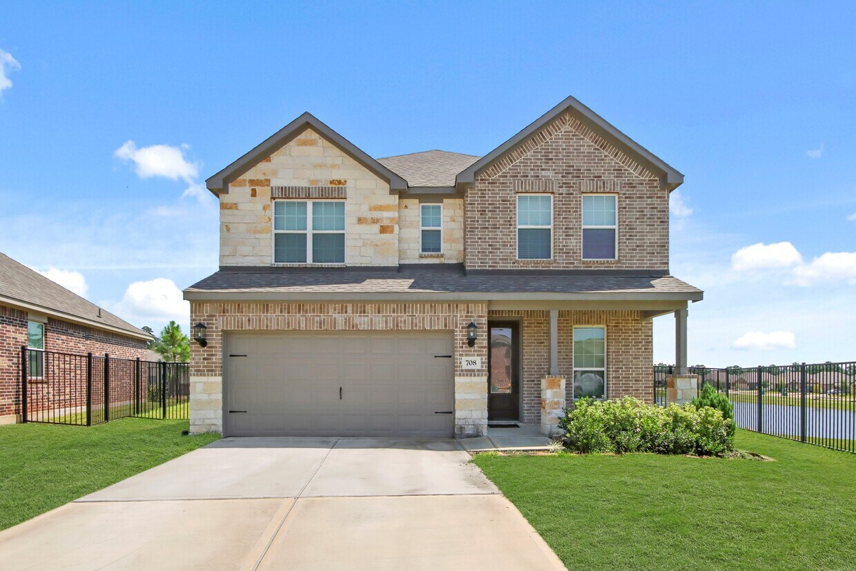 Foto principal - 708 Fallen Hemlock Ct