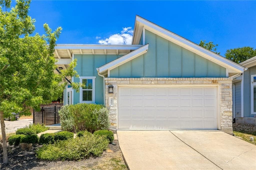 2401 Montague St, Austin, TX 78741 Condo for Rent in Austin, TX