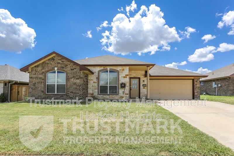 Primary Photo - 200 W Little Dipper Dr
