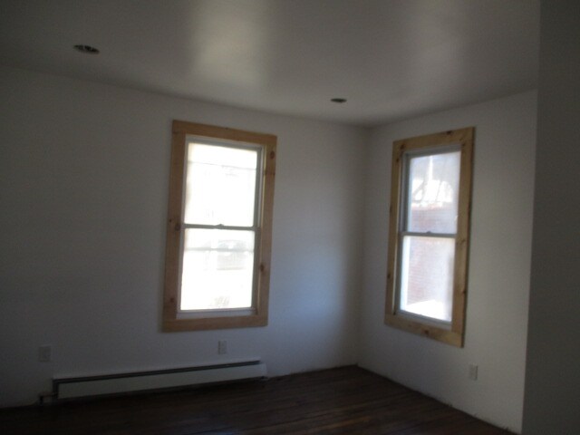 Building Photo - 36 Wyman St
