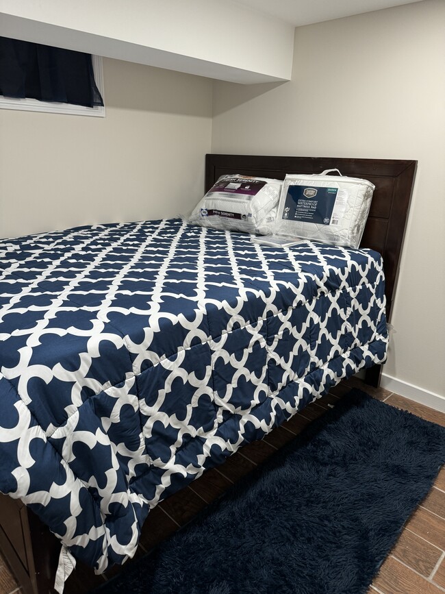 Furnished apartment - 93 Brookside Ave