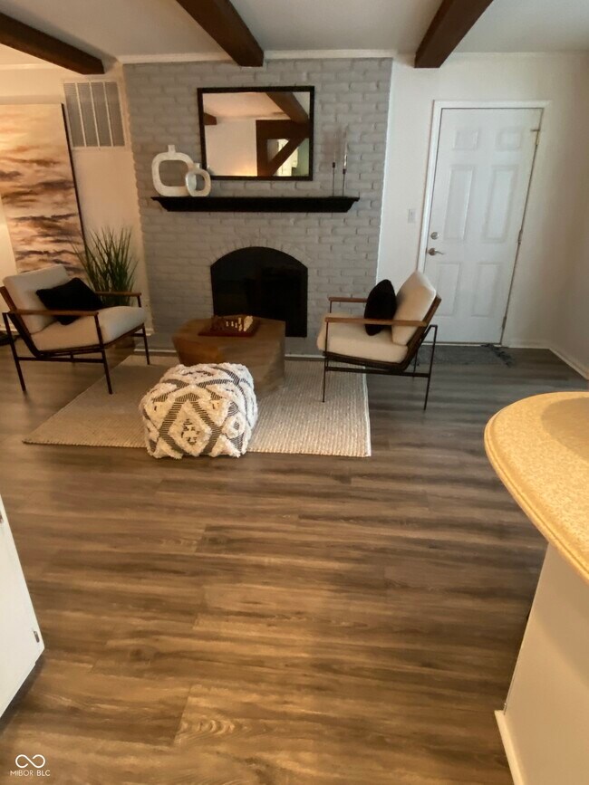 Foto del edificio - 10336 Orchard Park Dr W