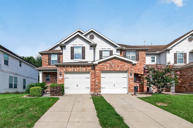 Foto del edificio - 8126 Montague Manor Ln