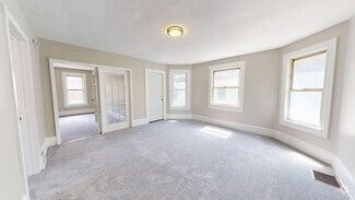 Building Photo - 3732 W 37th St