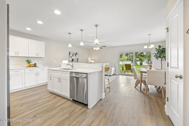 Building Photo - 177 Autumn Woods Dr