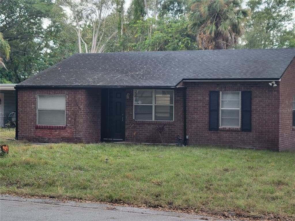 Primary Photo - 7406 N Highland Ave