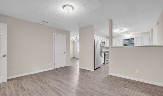 Foto del edificio - 4546 Lane Ave S