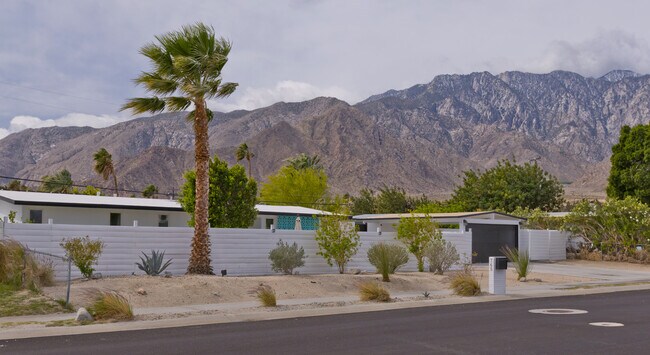 Building Photo - 765 Rosa Parks Rd