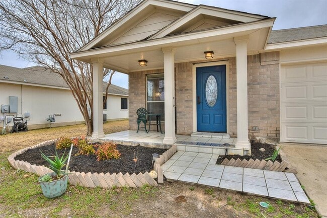 Foto del edificio - 2718 Summerwalk Pl