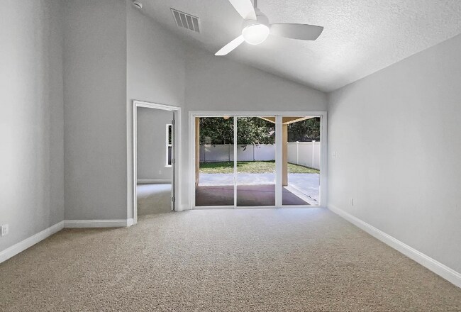 Foto del edificio - 11569 Oak Meadow Ln