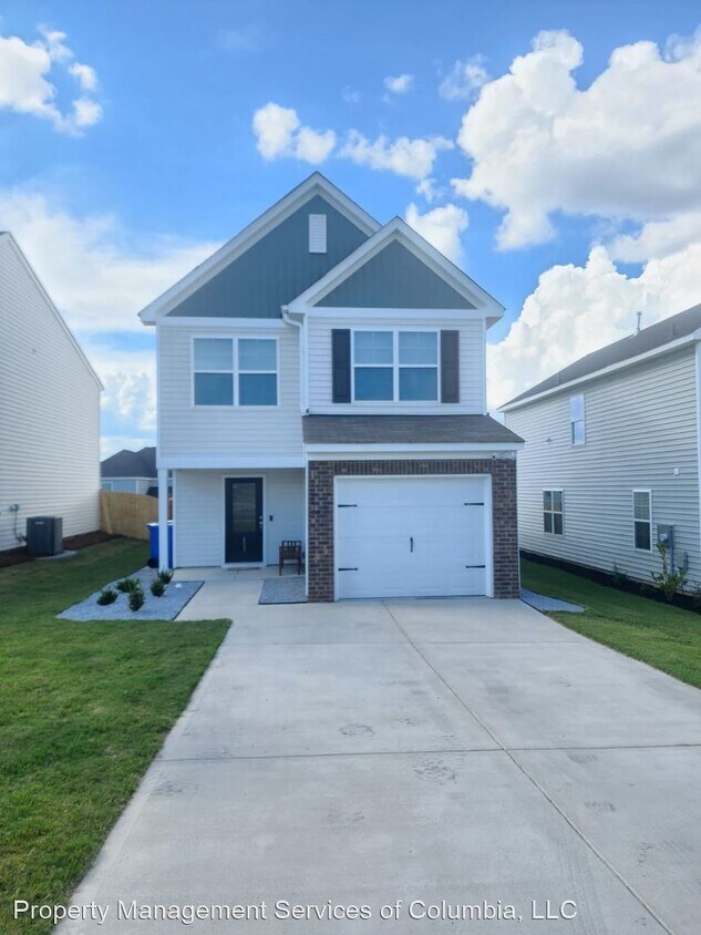 3 br, 2.5 bath House 405 Eclipse Lane House Rental in Elgin, SC