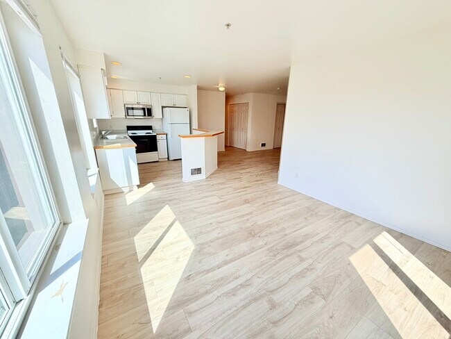 Sala de estar - 931 N 86th St